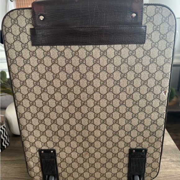 Gucci Rolling Luggage and crossbody bag set - Picture 5 of 13